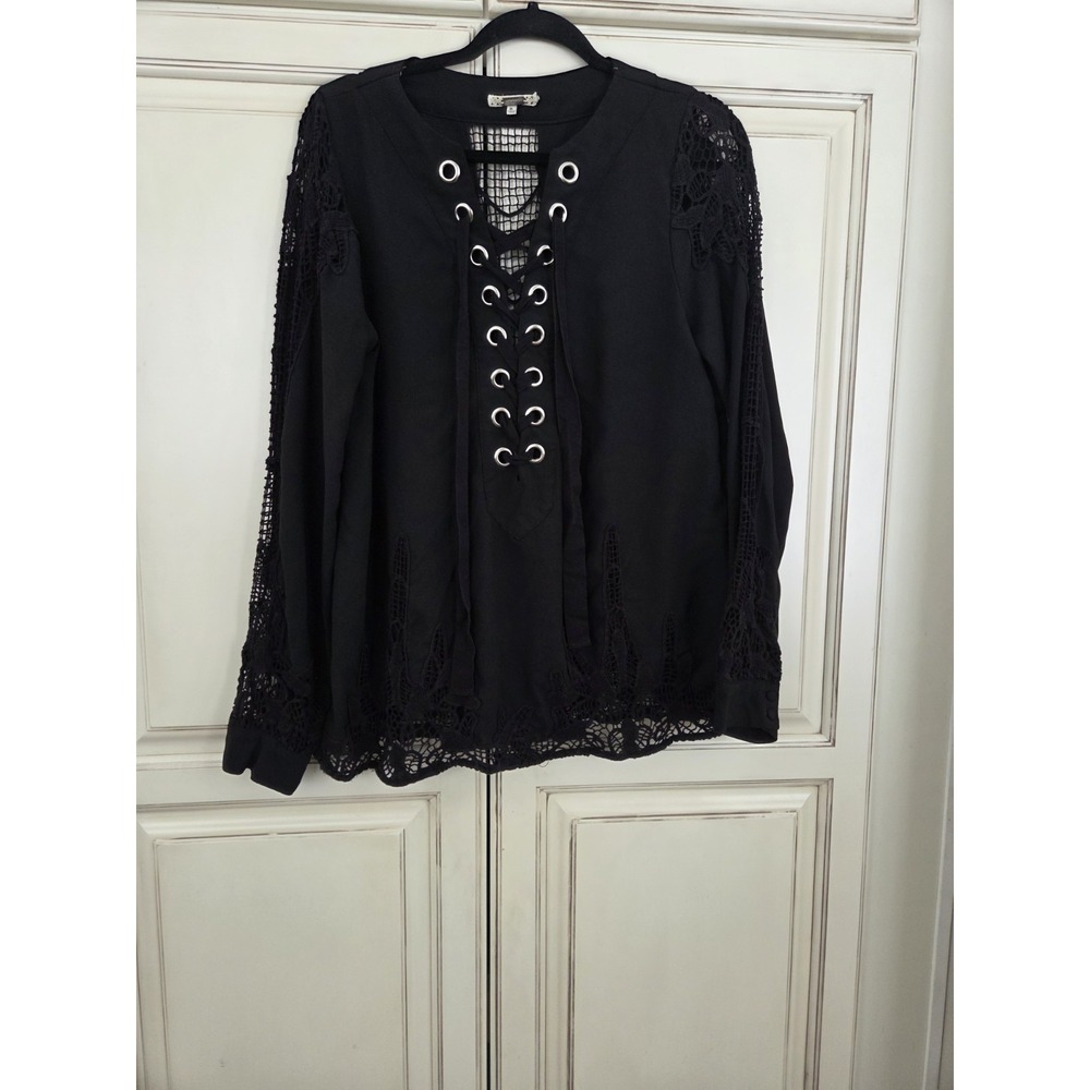 Bke‎ Gimmicks Grommet Lace Up Top Women's M Crochet Sleeves Dark Sexy Fairy